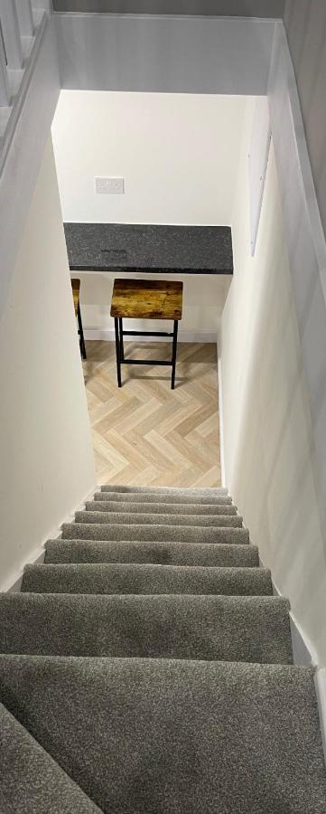 Unique Duplex Apartment Free Parking Free Wi-Fi 6 Minutes From Leeds City Centre Экстерьер фото